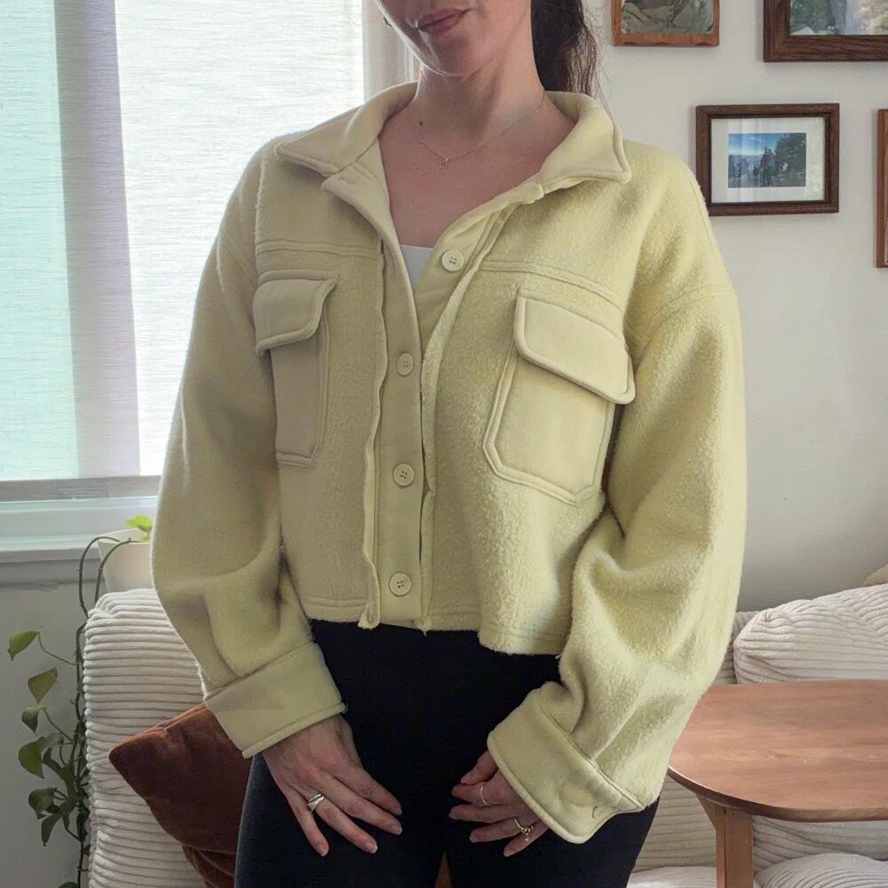 Butter Yellow Cropped Cozy Shirt Fleece Jacket Shacket Size S